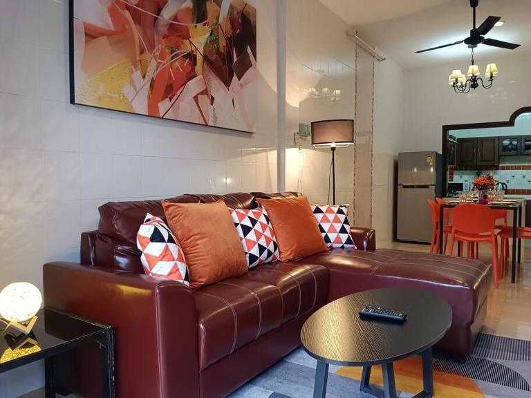 Naka Tangerine Holiday Home by Bcare - Bed and Breakfast Ban Ra-Ngeng