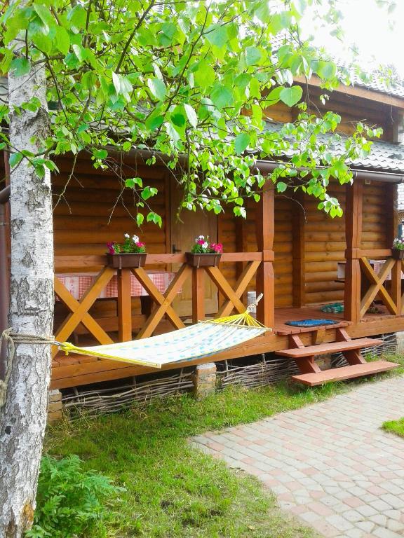 Лісова хатинка - B&B Hayivka
