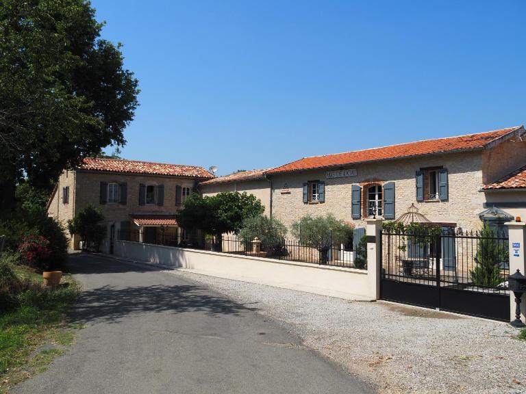 Le Mas de Doat, Gîte de Charme 4 étoiles dans le Triangle d Or proche Gaillac et Albi - B&B Senouillac