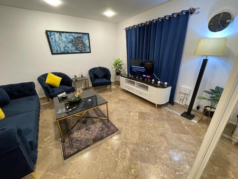 Apartment in Islamabad F-10 - Bed and Breakfast Islamabad