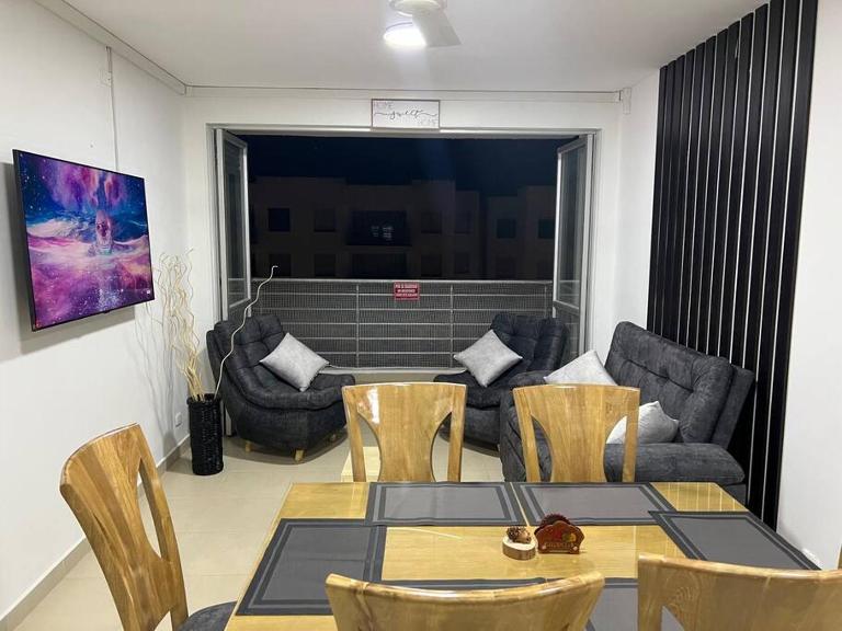 Disfruta de la comodidad y la mejor vista - B&B Girardot City
