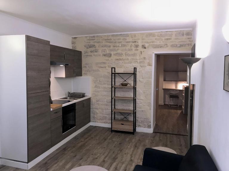 Appartement climatisé Barjac centre ville - B&B Barjac