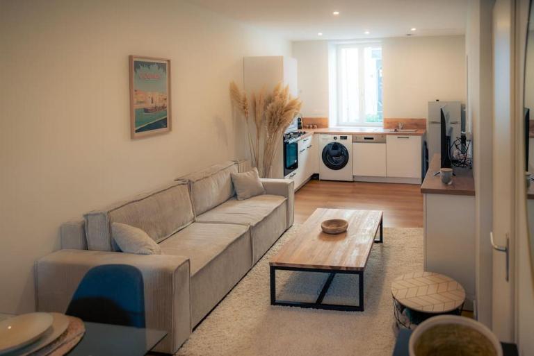 Splendide T2 centre ville & terrasse extérieure - B&B Cognac