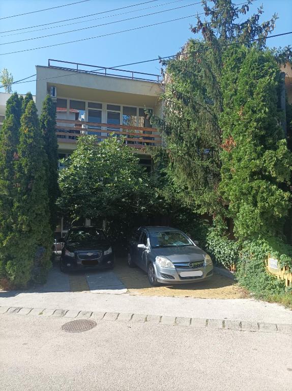Tavaszház Apartmanok - B&B Balatonfüred
