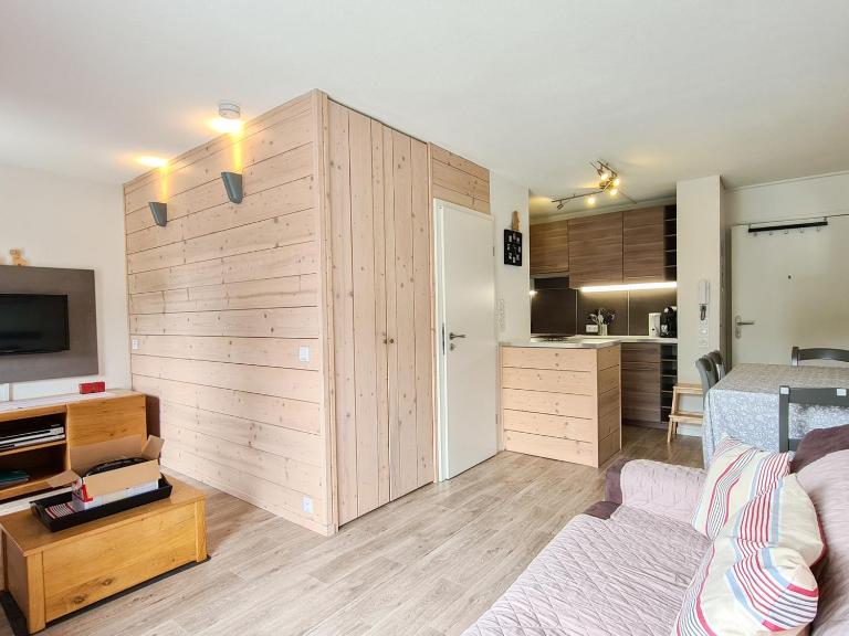 Studio neuf pour 4 pers. au centre de Flaine avec balcon - FR-1-425-170 - Bed and Breakfast Flaine