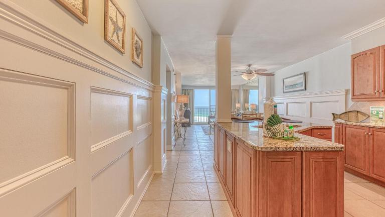 Destin on the Gulf 703 - Gulf Front Property 7th Floor - B&B Destin