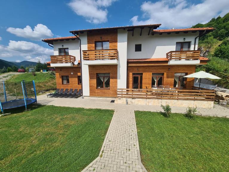 APUSENI HOLIDAYS - Bed and Breakfast Răchițele