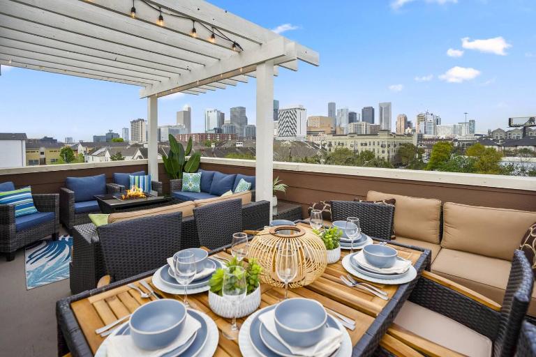 Posh Dtwn/Midtown Home w Stunning Roof-Top Terrace - Ferienwohnung Houston