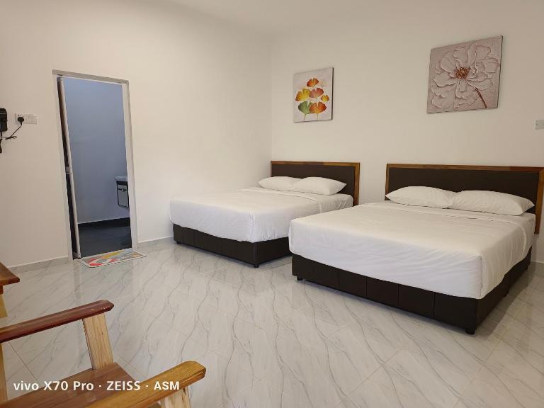 ASM Roomstay-4-2 Queen Beds - B&B Kuala Terengganu