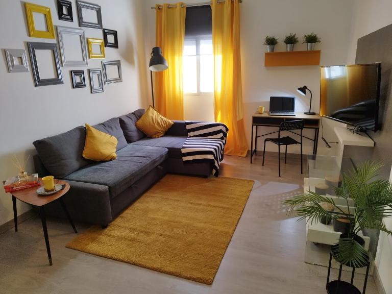 The Yellow Urban Escape - Ferienwohnung Puerto de la Cruz