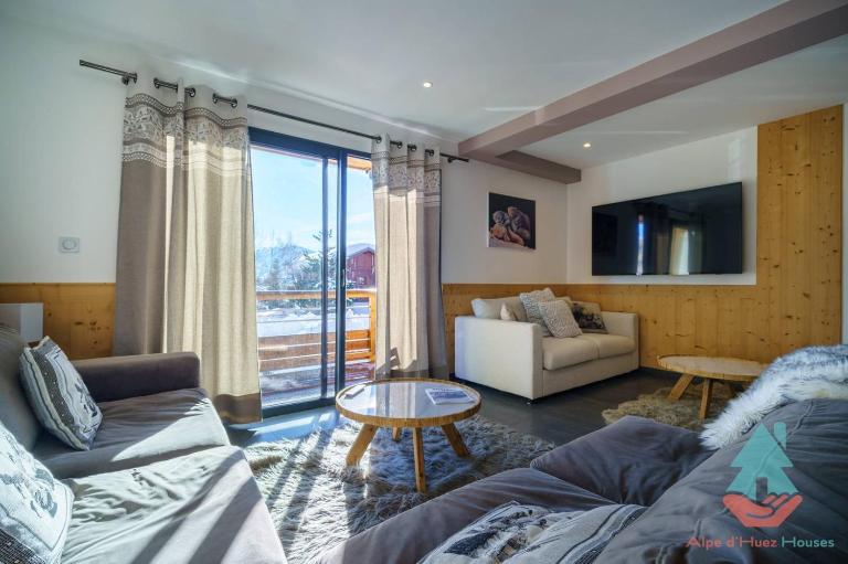 Alpe d'Huez Houses - Chez Stella - 3 chambres neuf plein centre - Chambres d'hôtes L'Alpe d'Huez
