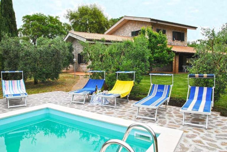 Villa Il Casolare Country House con piscina - B&B Itri