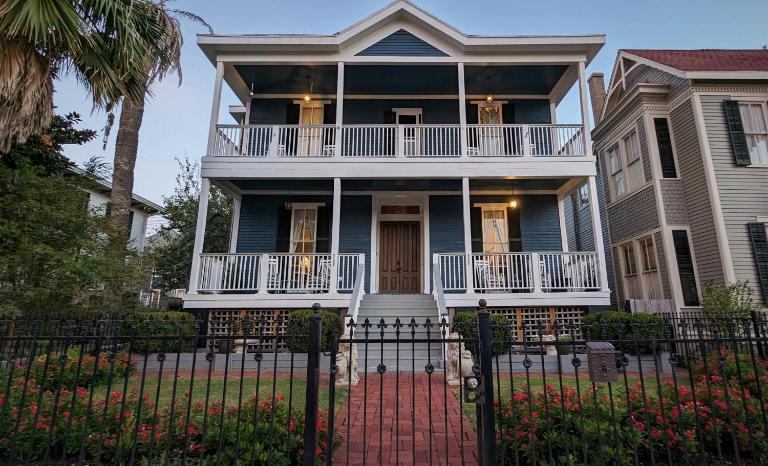 The 1890 Freeman House - B&B Galveston