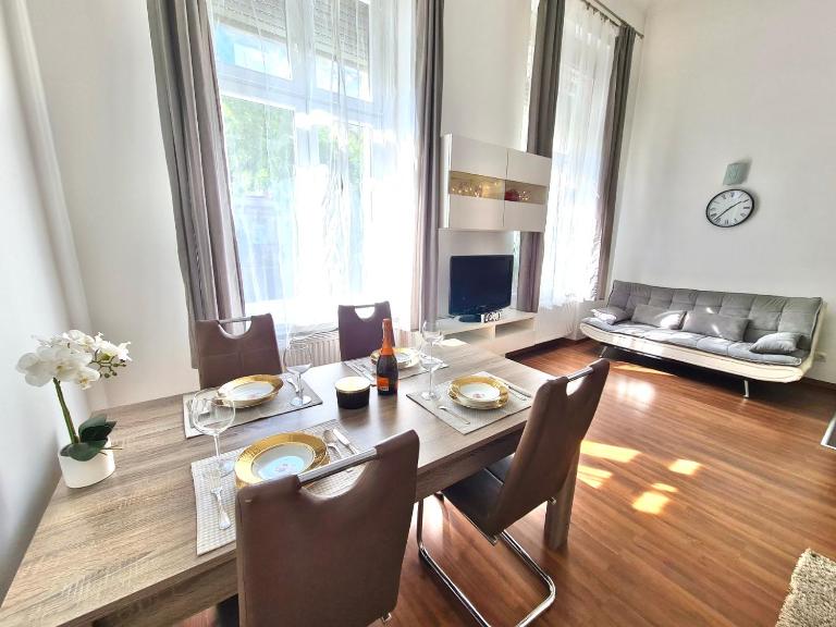 Ricky Apartment - Ferienwohnung Budapest