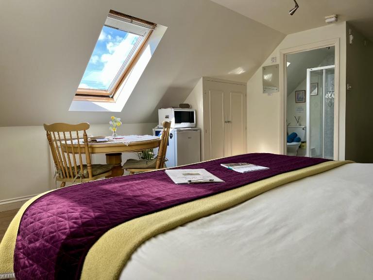 Priors Oak - A Cosy Studio with Countryside Views in Dorset - B&B Stalbridge