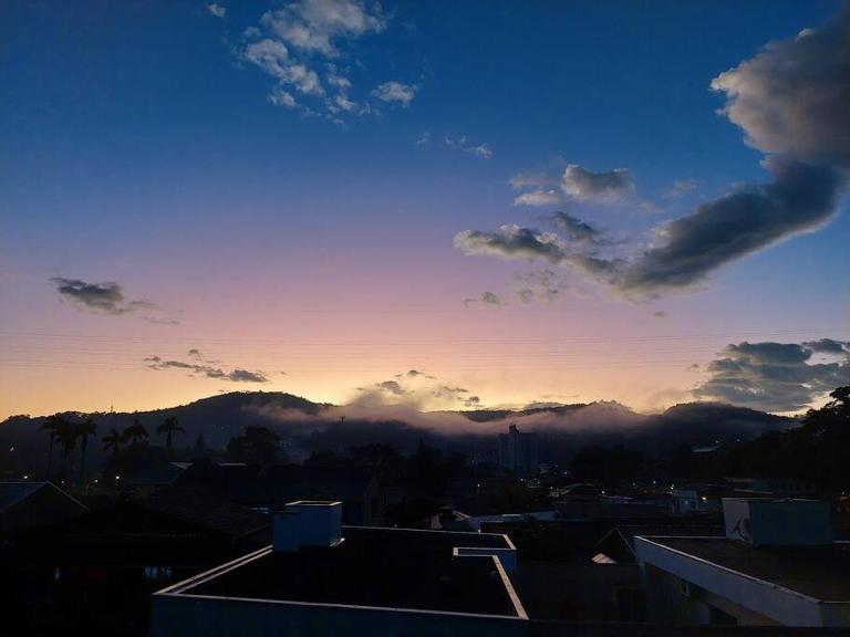 Apartamento confortável para Oktoberfest! - Chambres d'hôtes Blumenau