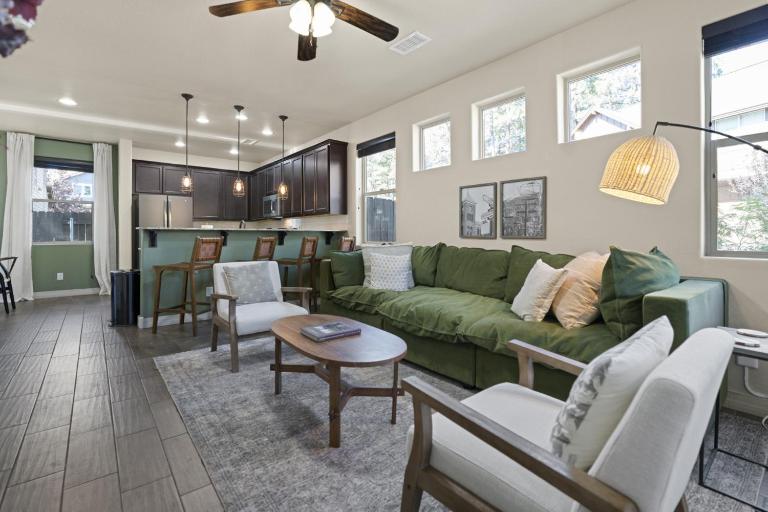 The Sage Wood House - Bed and Breakfast Flagstaff