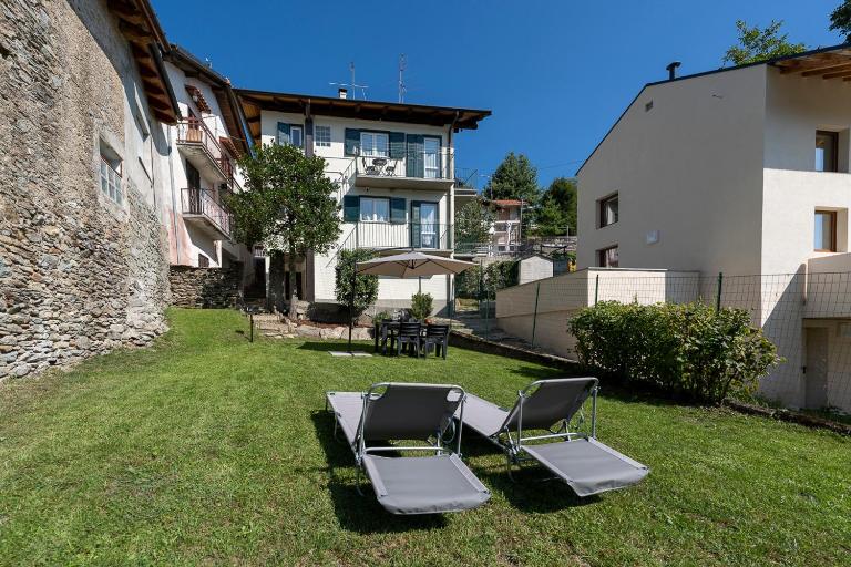 La Maison Paradiso - vista panoramica & giardino - B&B Alpette