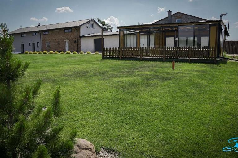 Cosy house with a big garden in the countryside - B&B Gołaszewo