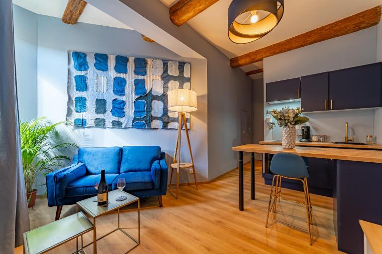 Le bleu Jean Denim Arènes - Une Nuit à Nîmes - B&B Nimes