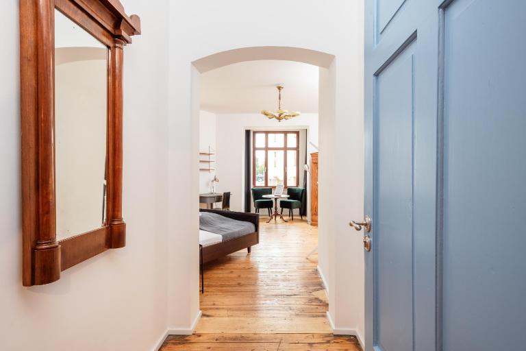 Künstlerzimmer im Kulturhaus Häselburg - Ferienwohnung Gera