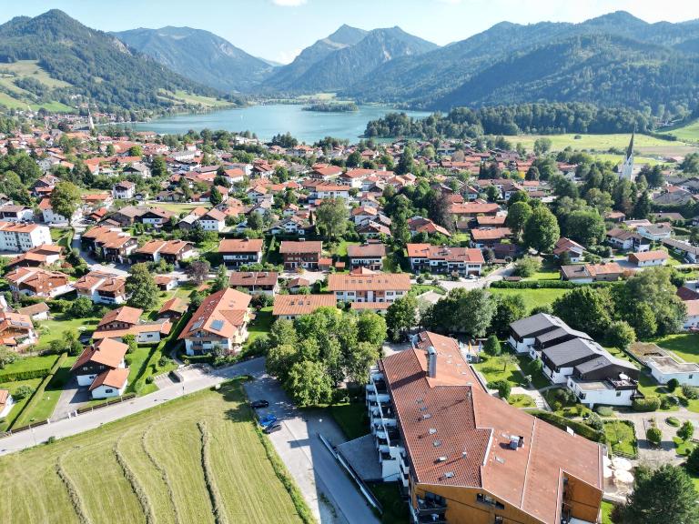 AlpenOase Schliersee - große Suite mit Sauna oder gemütliche Studio Appartements - B&B Schliersee