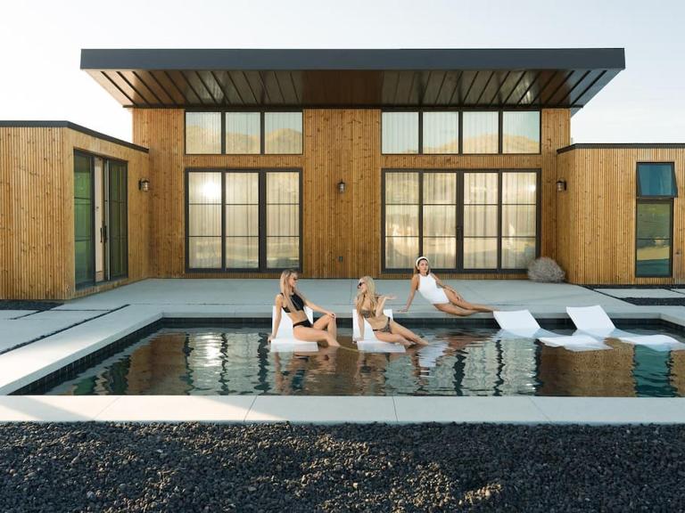 The Lunawood - Lux Home Pool and Spa - Ferienwohnung Joshua Tree