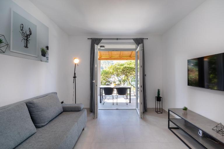 The Plaza Ground Floor Apartments - Bed and Breakfast Prižba