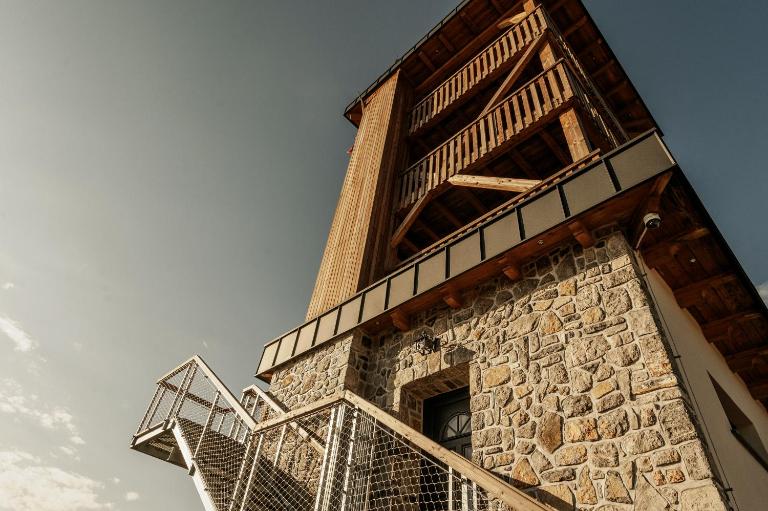Gostilnica Orle - Sleeping in the tower - Chambres d'hôtes Skofljica