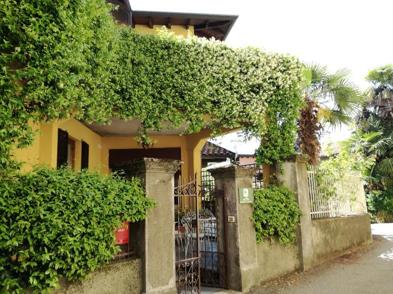 Bed and Breakfast da Pio - Chambres d'hôtes Castelveccana