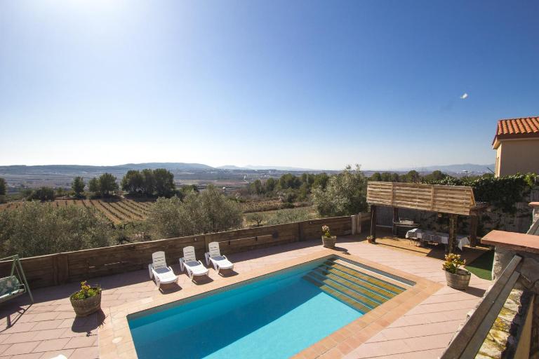 Catalunya Casas Indoor and Outdoor Pools, Sauna, Gym, Games Area - B&B Sant Pau d'Ordal