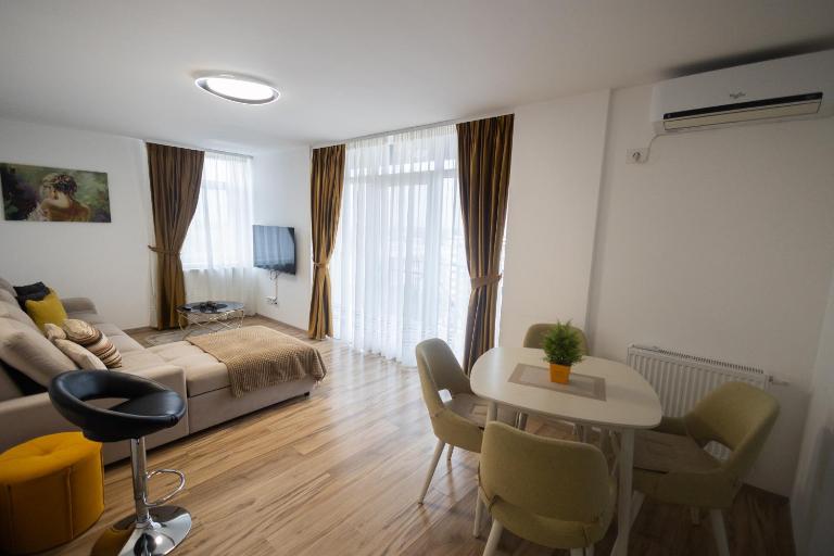 Panorama Luxury Apartment - Ferienwohnung Großwardein