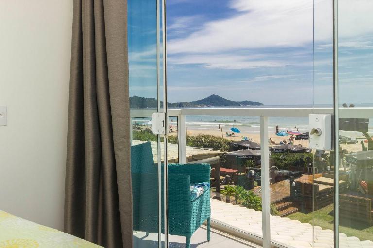 Sobrado frente ao Mar 4 pessoas - Bed and Breakfast Bombinhas