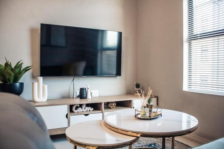 Modern Chic Apartment - B&B Midrand
