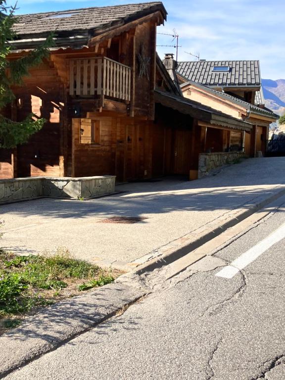 Chalet Le Lauzet - Chambres d'hôtes Les Deux Alpes
