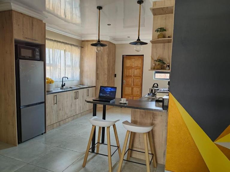 Tshepang Apartments Secunda - B&B Secunda