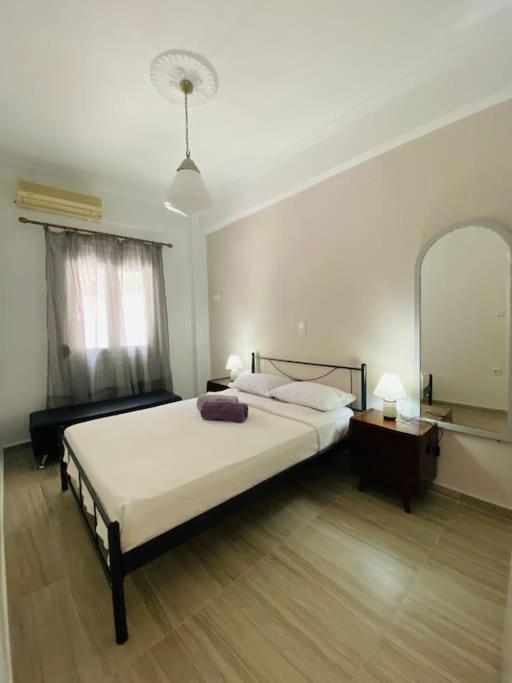 Modern 2BR near Centre -5min wlk - Ferienwohnung Patras