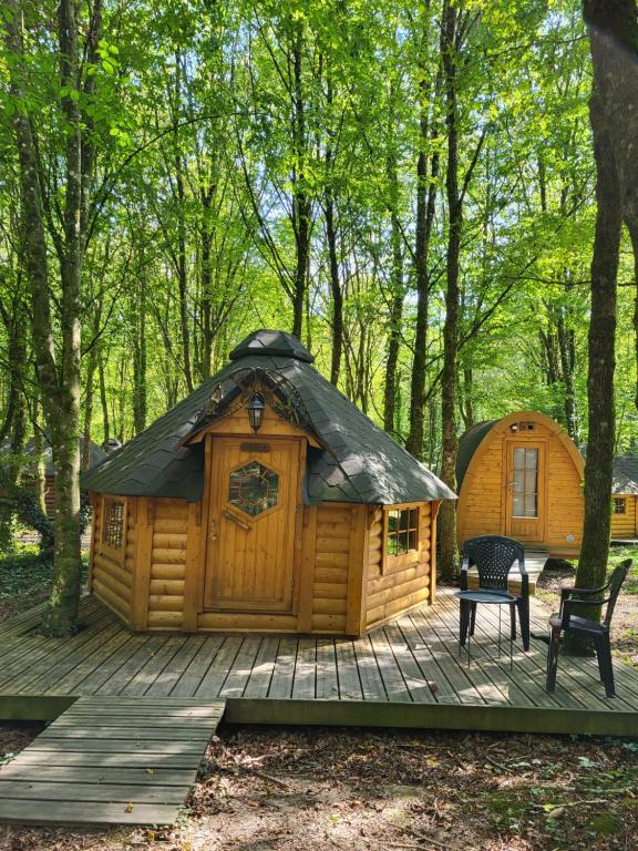 Le Domaine Insolite de Brocéliande - B&B Paimpont