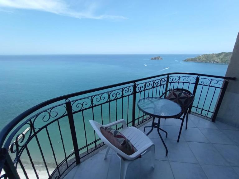 Apartamento en Santa Marta Frente al Mar - B&B Santa Marta