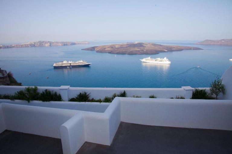 Fanari Vista Suites - B&B Fira