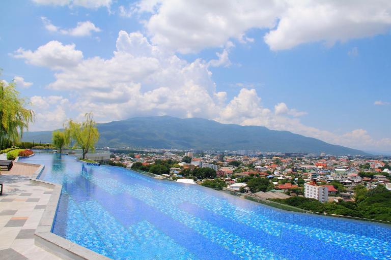 The Astra Sky River - Chambres d'hôtes Chiang Mai
