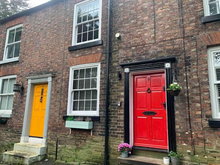 Cosy Cottage (Free parking) - Chambres d'hôtes Macclesfield