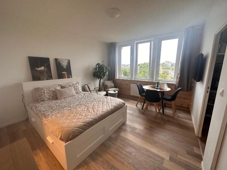 Le Petit Port - La Belle Etoile - B&B Sedan