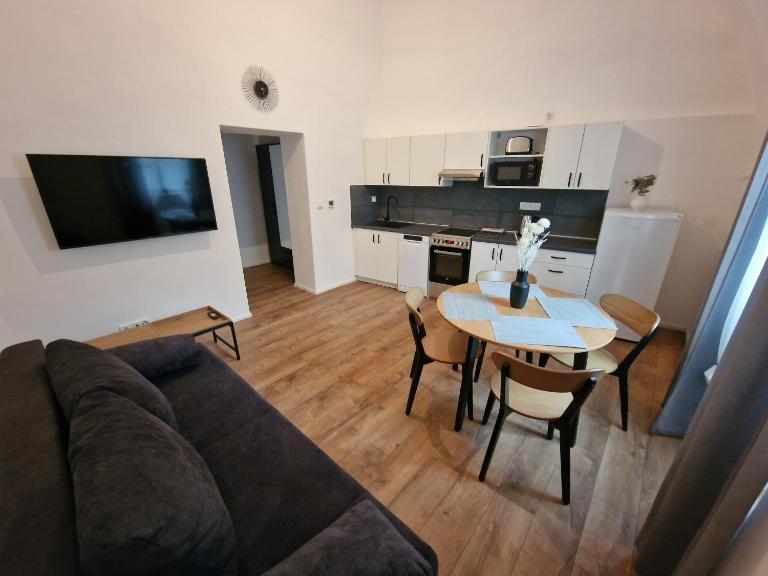 Apartmán Anežka 3 s vířivou vanou - B&B Jičín