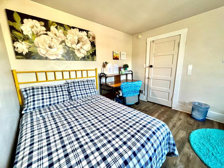 Private Room with Shared Bathrooms 10 Minutes To SeaTac Airport - Bed and Breakfast Seattle