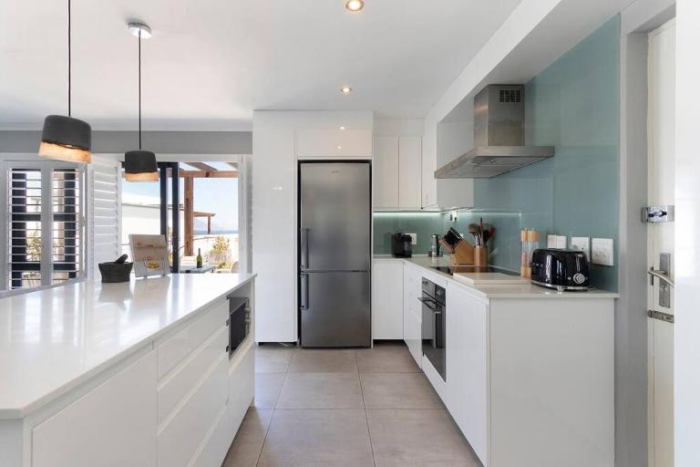 Azure 220 Stylish APT - battery for load shedding - B&B Cape Town