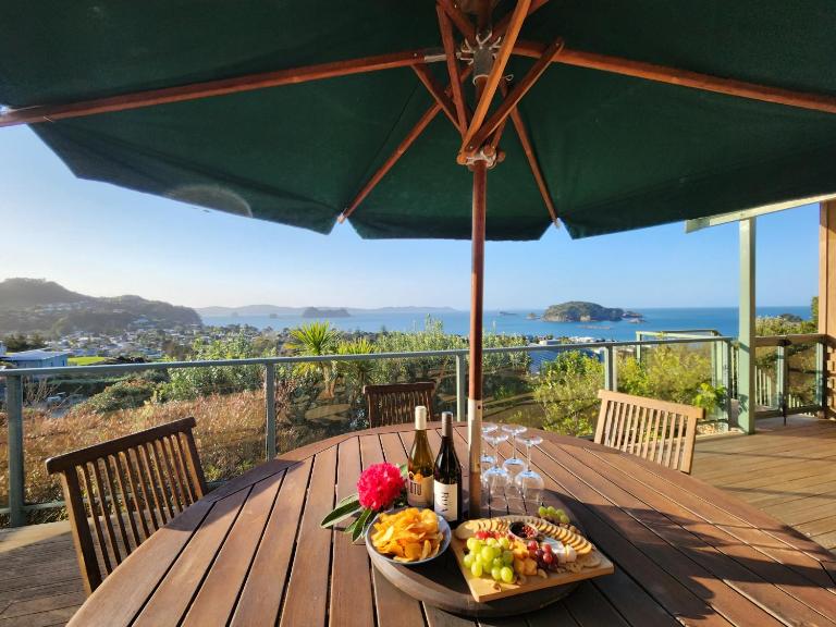 Seven Island View - B&B Hahei