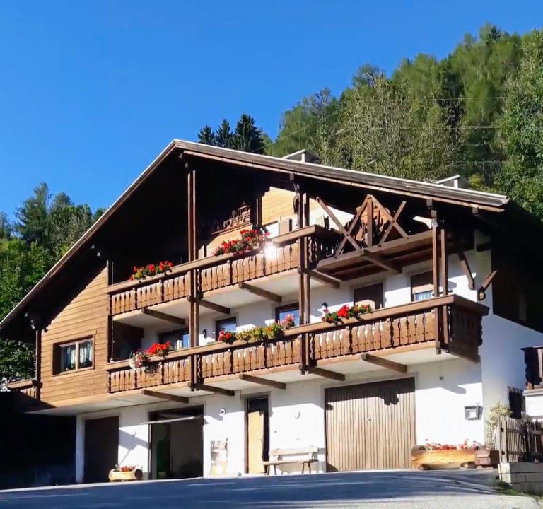 Stroblhof - Ferienwohnung Sterzing