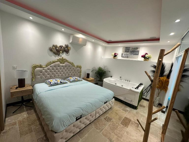L'Écrin de l'Amour - Bed and Breakfast Saint-Avertin