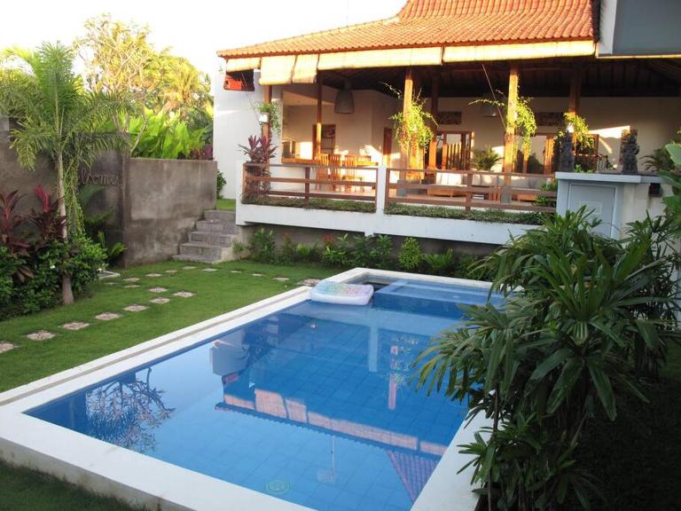JUNGLE JOGLO - B&B Canggu